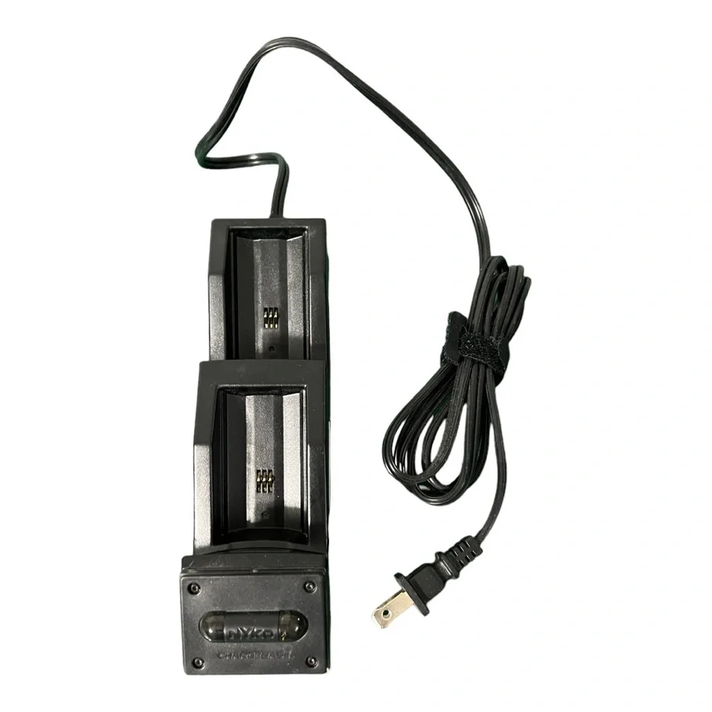 NYKO Charge Base for use with Xbox double controllers